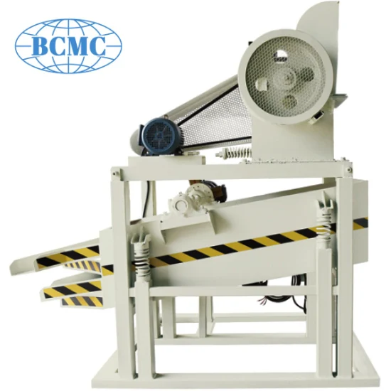 Bcmc Mobile Jaw Diesel Smalll Crusher Rock Splitting Stone Crushing Machine Preço de fábrica para venda com pequeno basalto